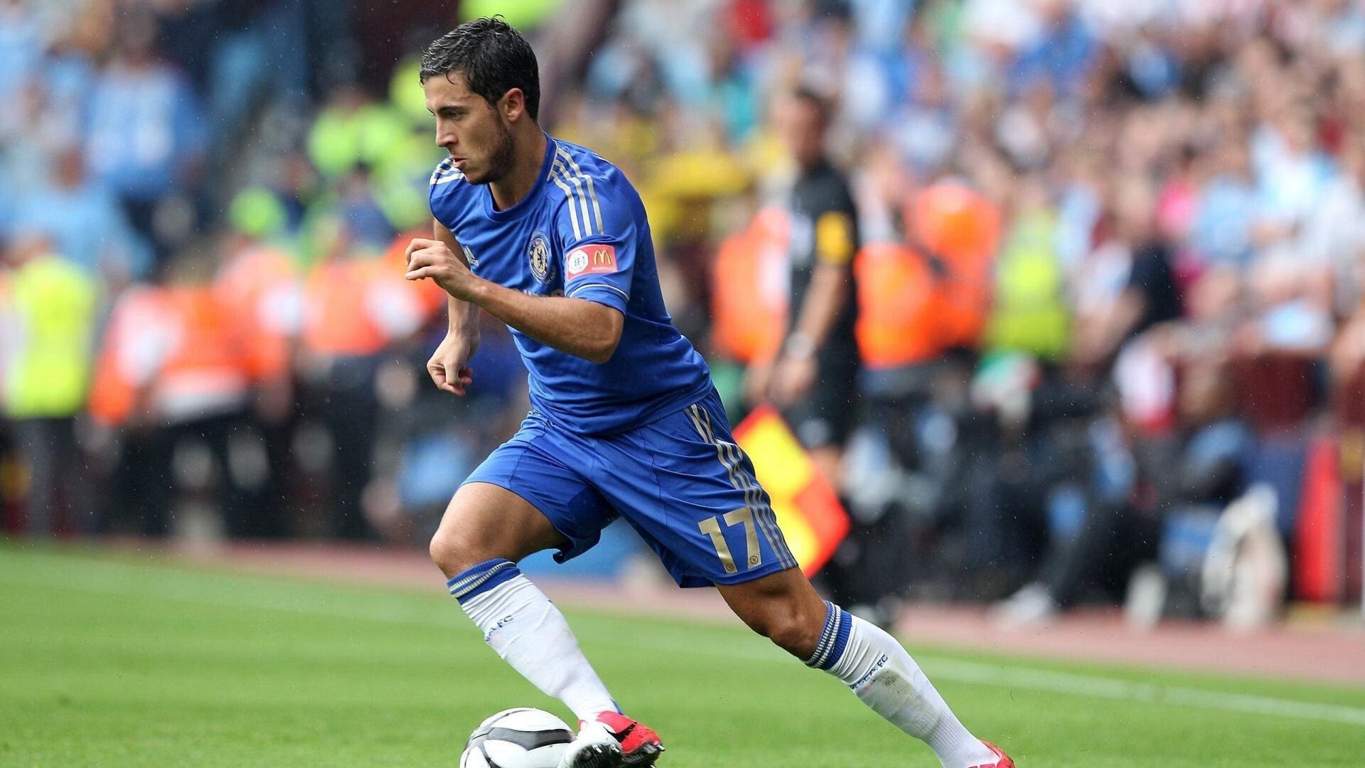 万项禁区拼抢造杀机 神锋虚晃爆射定乾坤