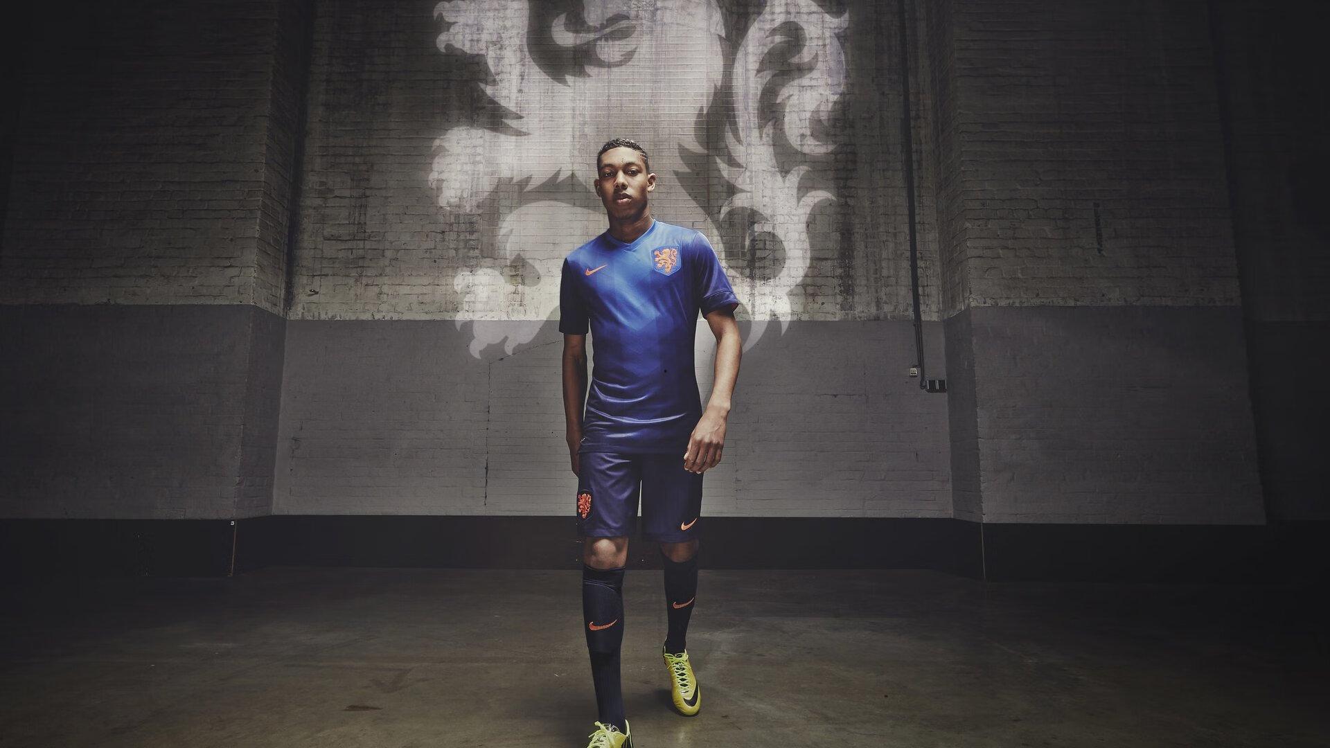 意甲周一焦点战前瞻,萨索洛主场迎战升班马比萨,绿黑军团能否捍卫主场?